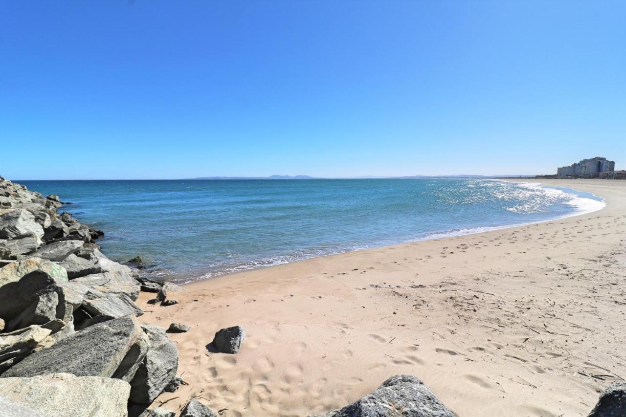 Ferienwohnung Delta Muga, Piso Muy Cerca De La Playa Empuriabrava Exterior foto